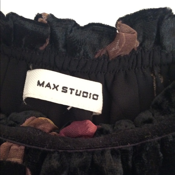 Top - Picture 4 of 4